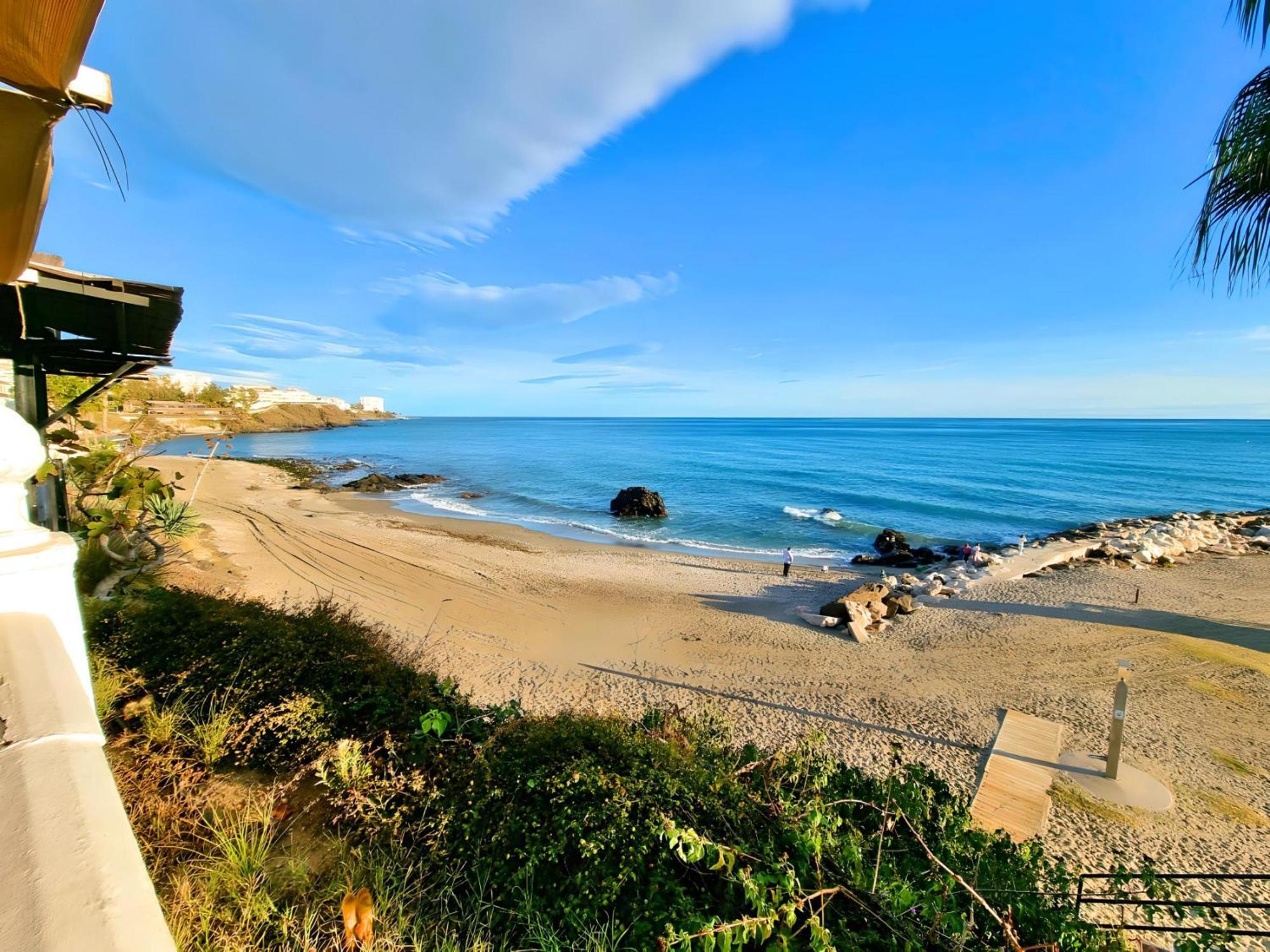 Estudio Las Naciones Bellavista Benalmadena Bagian luar foto