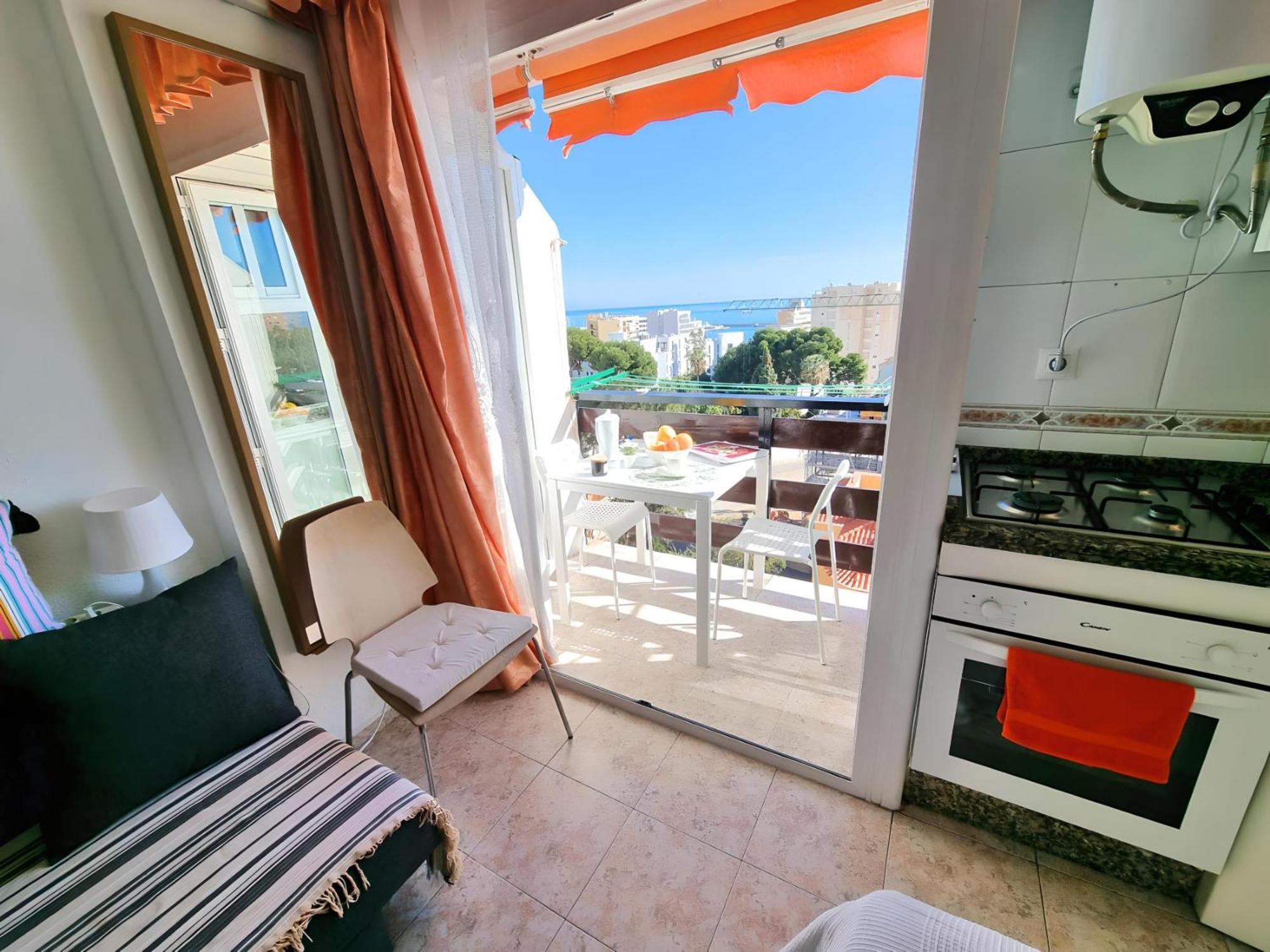 Estudio Las Naciones Bellavista Benalmadena Bagian luar foto