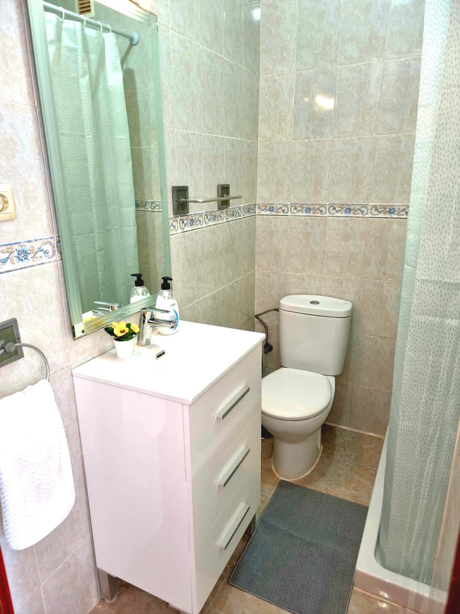 Estudio Las Naciones Bellavista Benalmadena Bagian luar foto