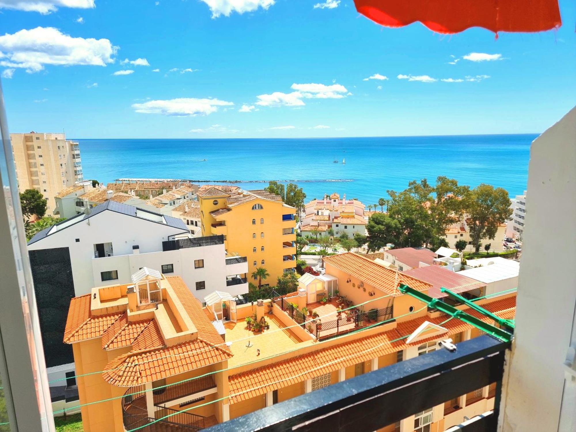 Estudio Las Naciones Bellavista Benalmadena Bagian luar foto